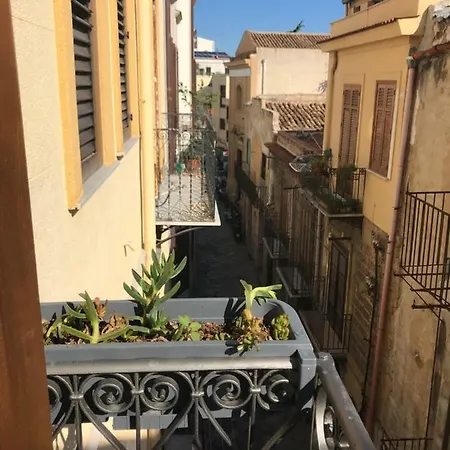 Casetta Dei Legni 아파트 *