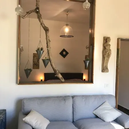 Casetta Dei Legni * Palermo